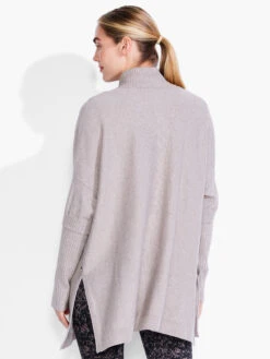 Cool Down Pocket Cardigan LIGHT PEBBLE -Varley Nik Shop ACTF238173LPBPRODUCT 03