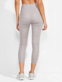 Flexfit Glowing Vines Crop Pocket Legging GREY MULTI -Varley Nik Shop ACTM238394GMIPRODUCT 04