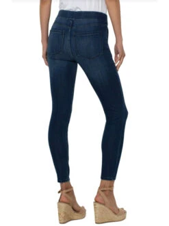 Liverpool - Sienna Pull On W/ Utility Pockets DARK WASH -Varley Nik Shop LM2621F60DWSPRODUCT 03