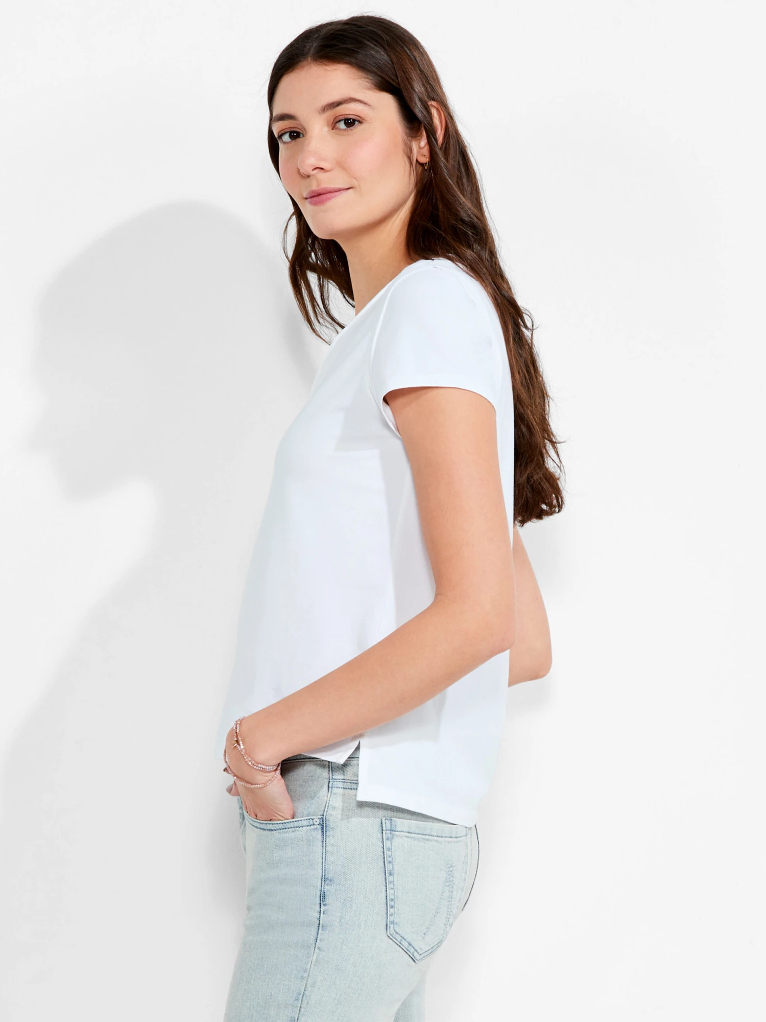 NZT Short Sleeve Roll V Tee PAPER WHITE 4 NZT Short Sleeve Roll V Tee PAPER WHITE - Image 2