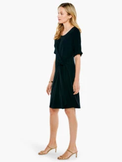 Eaze Tie Dress BLACK ONYX 7 Eaze Tie Dress BLACK ONYX -Varley Nik Shop S221216BLXPRODUCT 02