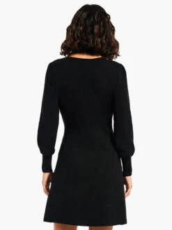 Twirl Time Dress BLACK ONYX 11 Twirl Time Dress BLACK ONYX -Varley Nik Shop W231220BLXPRODUCT 03